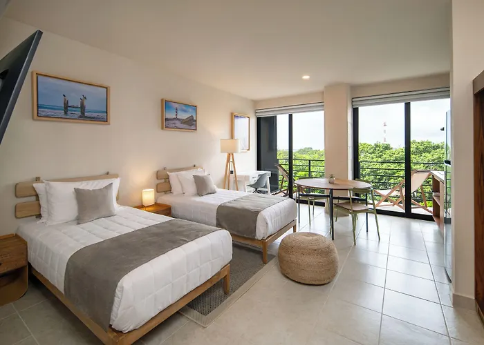 Everglades Suites